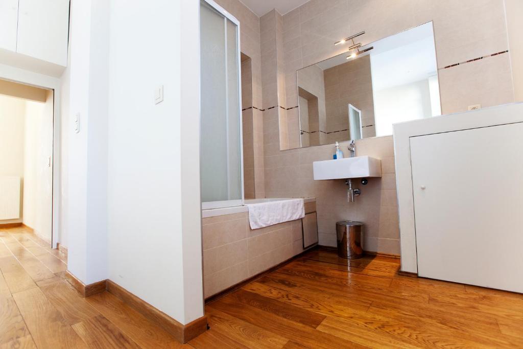 Louise Uptown Apartments Brussels Phòng bức ảnh