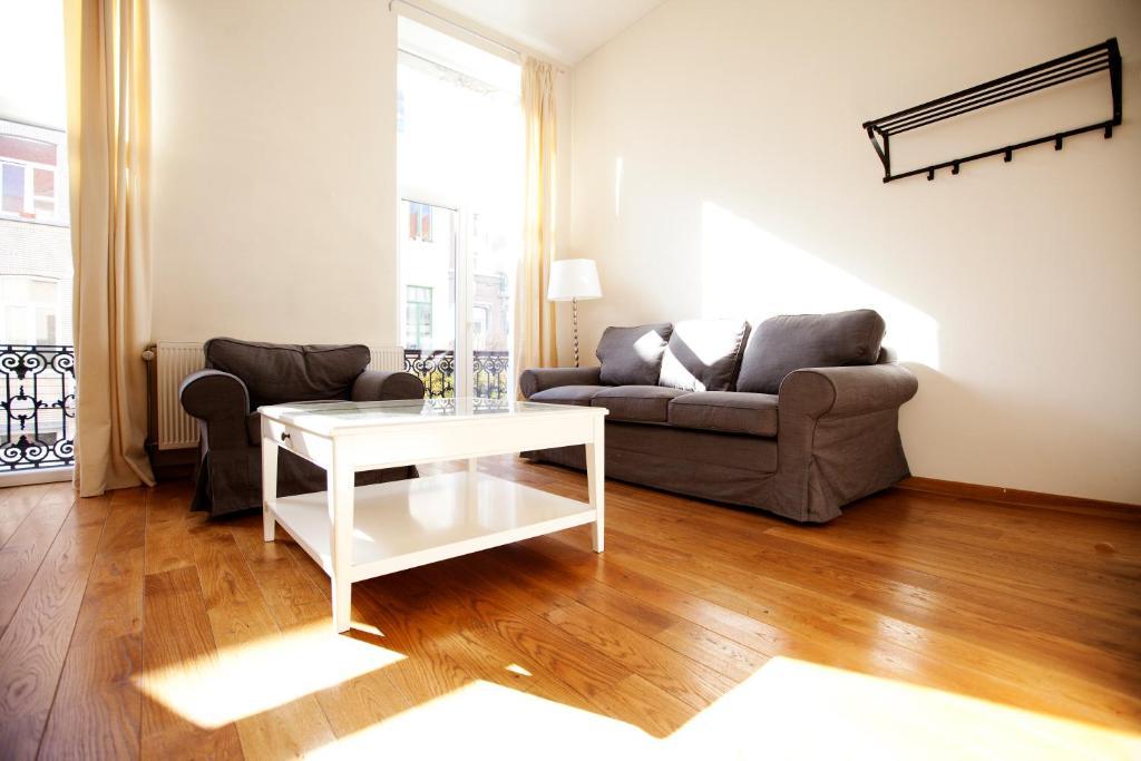 Louise Uptown Apartments Brussels Phòng bức ảnh